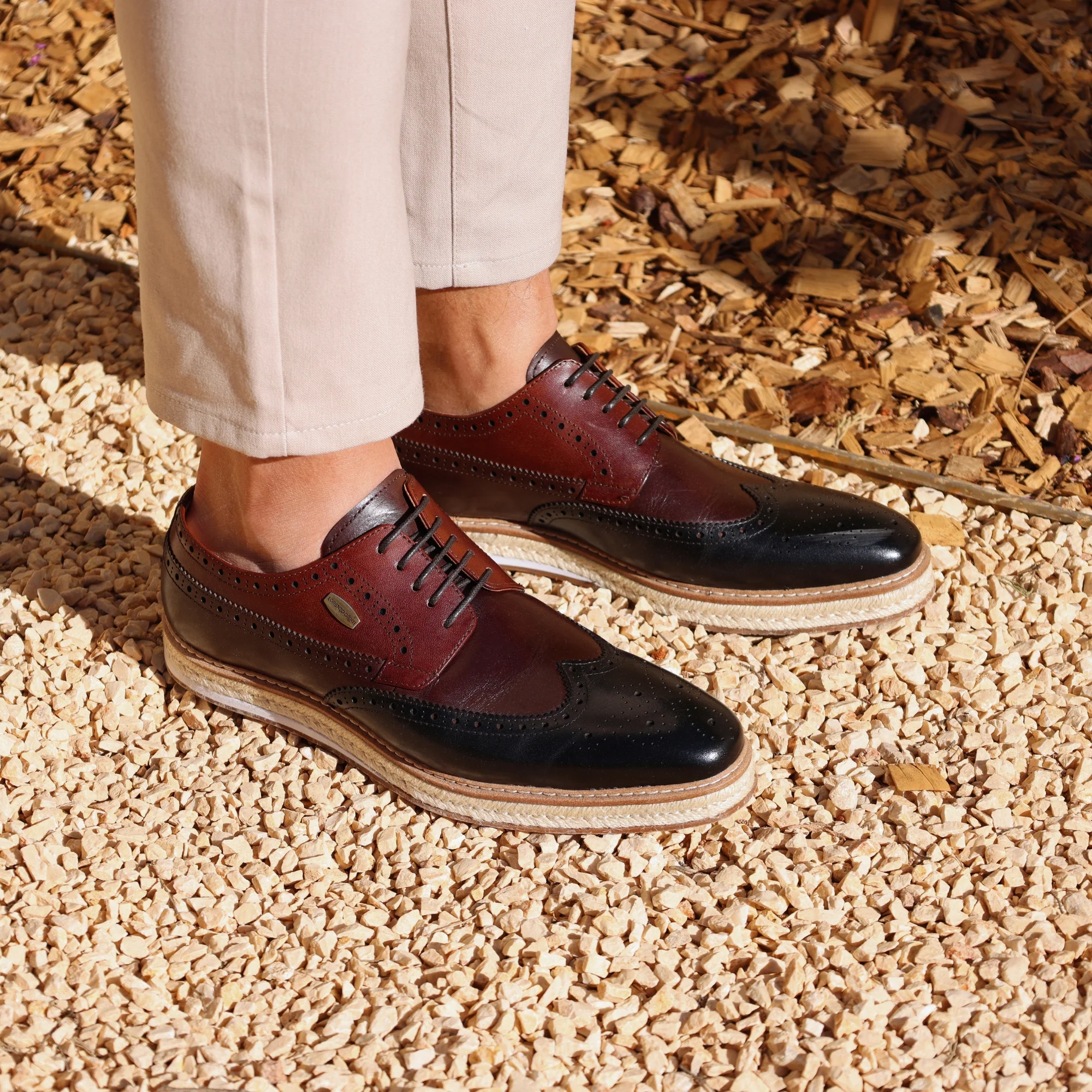 Chaussure AKSIL 01