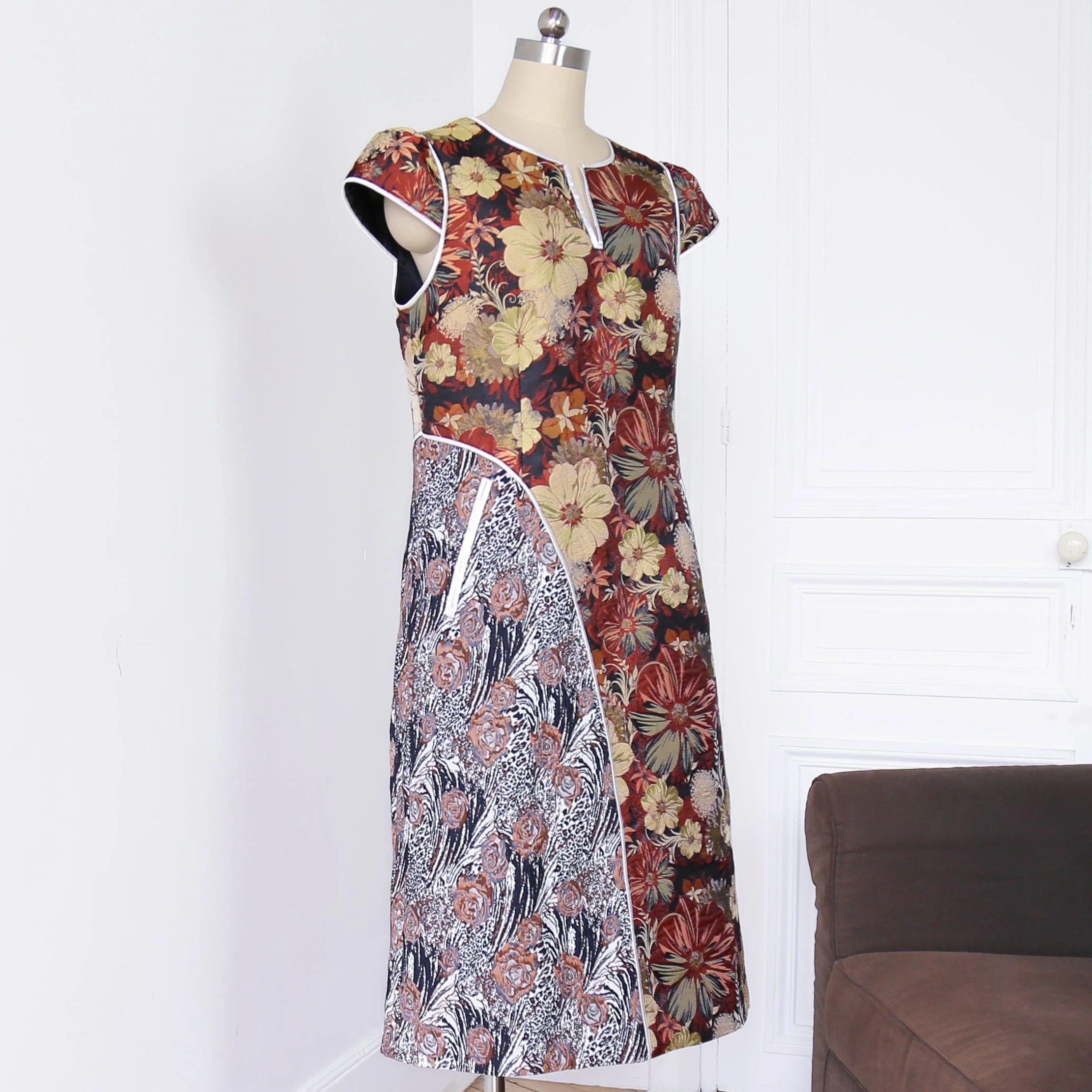 Robe Ouranos Marron Studio - Image 9